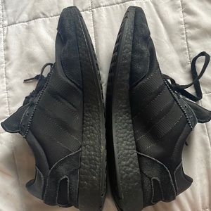 Mens Adidas Black Sneakers Size 11